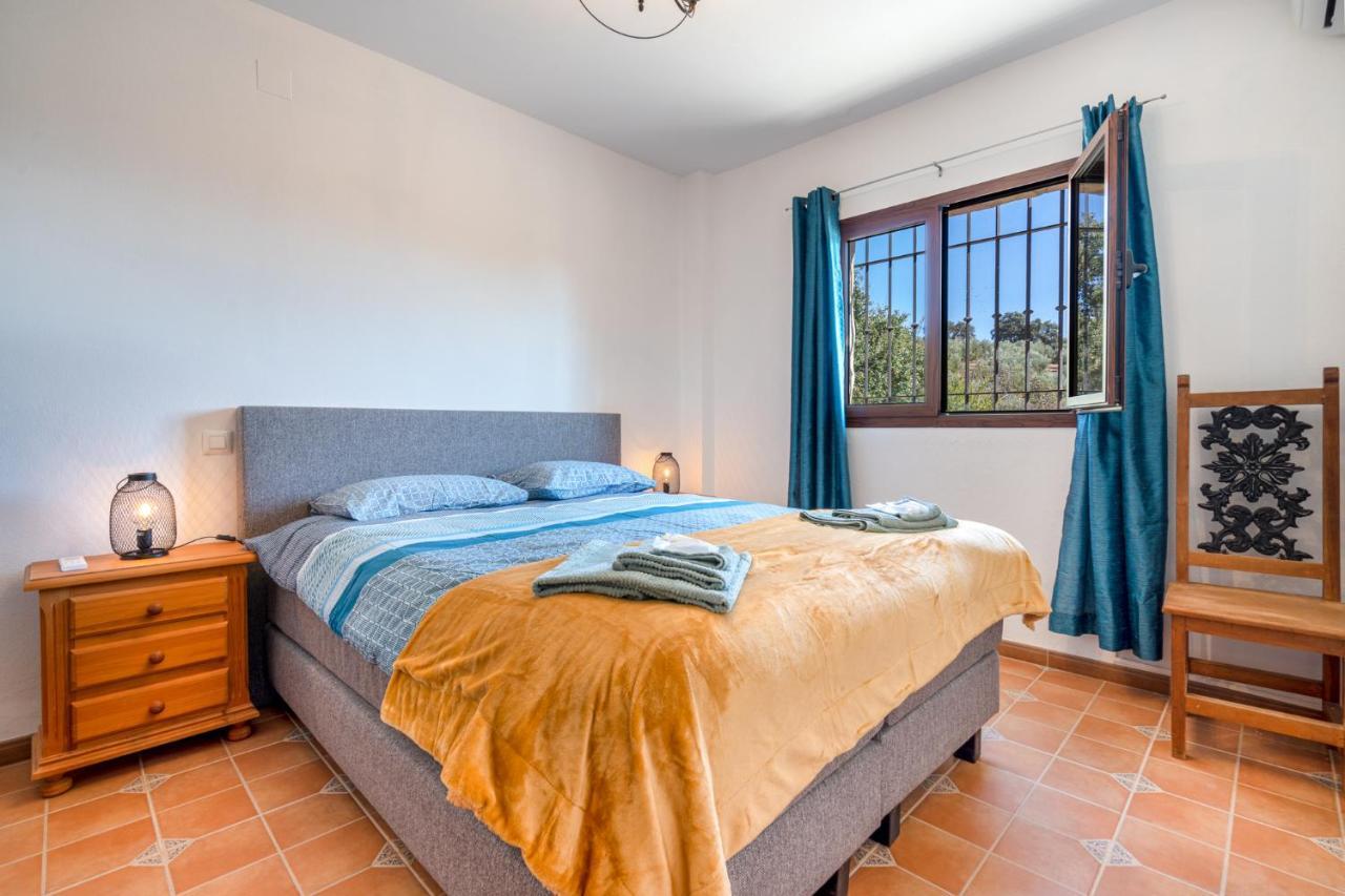 Hacienda La Buena Vida B&B En Appartementen Casita La Bruja Algarinejo Dış mekan fotoğraf
